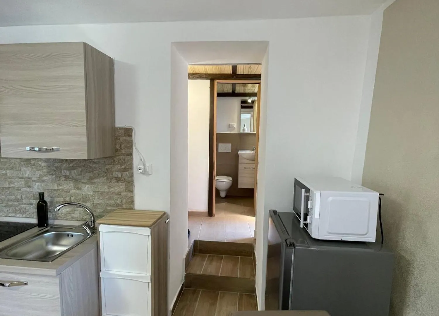 Shardana House- Free Parking Otel La Spezia